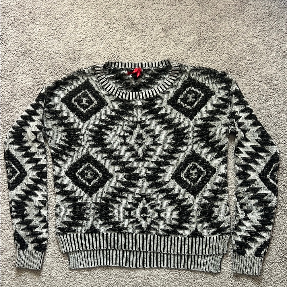 Red Camel Black and Gray Crew Neck Sweater with Geometric Pattern